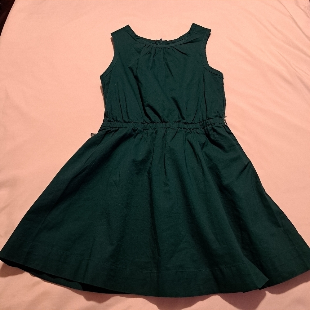 Primary girls size 6-7 green lined dress, no belt